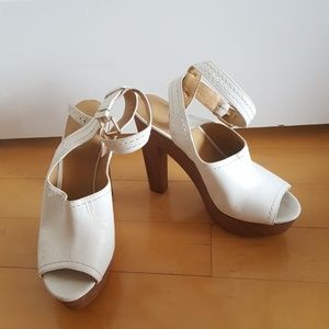 NINE WEST platform sandals leather white 7.5